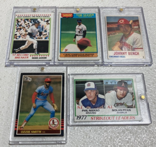 (5) Vintage Baseball Cards: Jackson, Seaver, Bench, Smith, Niekro/Ryan