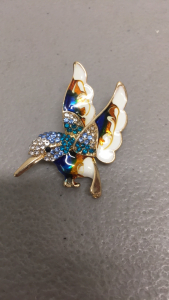 (1) Blue+White Hummingbird Pin