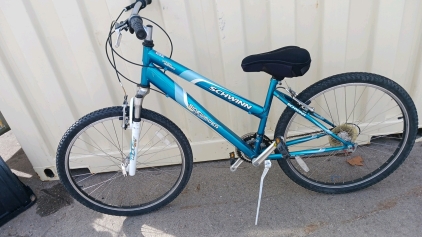 26" Schwinn Sidewinder Bicycle (Teal)