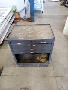 Vintage Kennedy rolling tool chest grey 29"1/4 wide 28"1/2 long (5) storage drawers black wheels