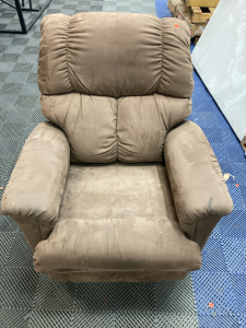 Recliner- Brown, New Cond.