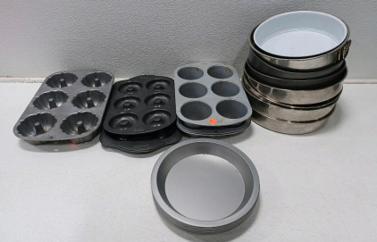 (1) Bundt Cake Pan (2) Donut Pans (2) Muffin Pans (16) Pie Pans (8) Cake Pans