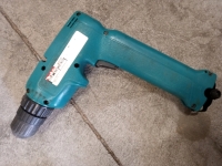 Makita 6095d battery packed drill gun no battery pack blue with hard case - 2