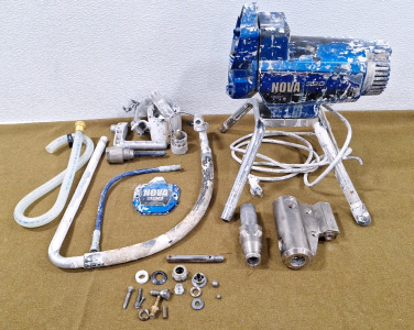 (1) NOVA 390 Airless Paint Sprayer