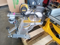 DeWalt 718.. double revel sliding compound miter saw 120volt 30"long 17"tall - 3