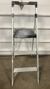 Cosco Step Ladder