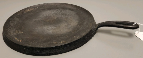 10 1/2" Cadt Iron Griddle