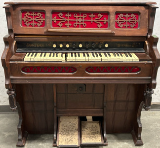 J. Esty & Co. Vintage/Antique Pump Organ