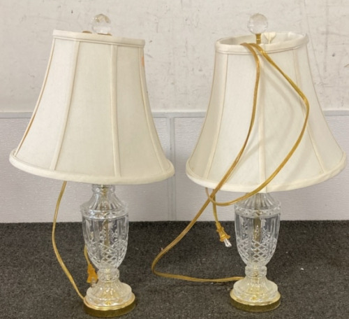 (2) Clear Glass Lamps (WORKS)