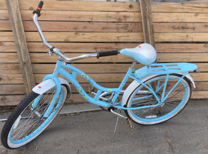 Light Blue Vintage Schwinn Windwood