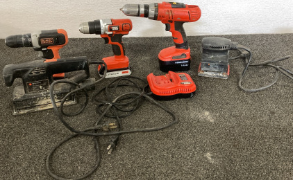 Black And Decker Drills, Finishing Sander, 1/3 Sheet Variable Speed Sander, All Untested