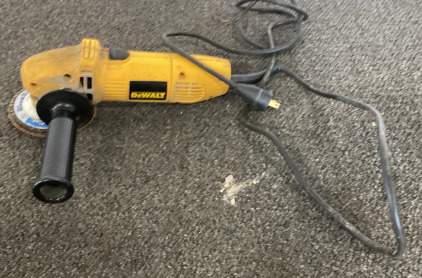DeWalt 4 1/2&rdquo; Angle Grinder (Not Tested)
