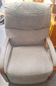 Recliner chair..BBFN