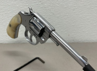 Colt Model DA .32 Caliber Revolver (Colt’s New Police) - 4