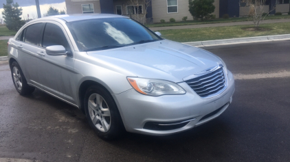 2012 CHRYSLER 200 - HEATED SEATS - 138K MILES