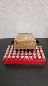 (1) Box Of (50) Federal Premium. 40 S&W 165 gr Hydra Shok Ammunition Cartridges