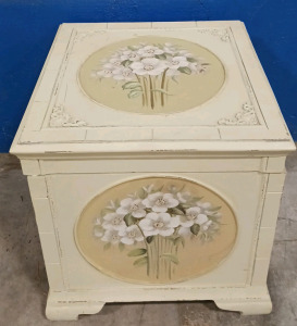 Decorative Wooden Chest W/Velvet Lining 29"&times;19"&times;19"
