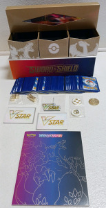 CHARIZARD UPC Pok&eacute;mon TCG Sword Shield Collection
