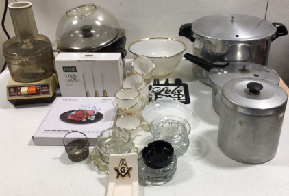 General Electric Food Processor..Pop Corn Poper.. Pressure cooker.&More