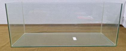 (1) 15 Gallon Glass Tank