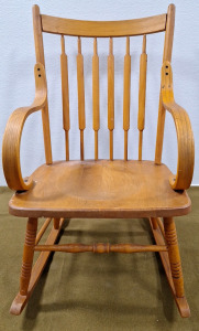 (1) Rocking Chair