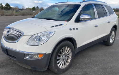 2010 BUICK ENCLAVE - AWD!