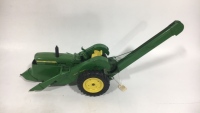 John Deer Corn Picker Model