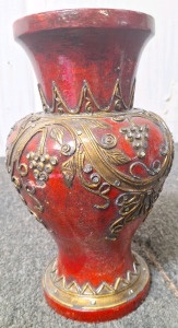Decorative vase....BB5