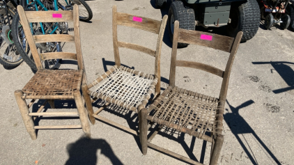 3x wooden deck chair