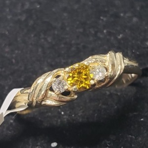 $1200 10K Lab And Natural Diamond(0.15ct) Ring
