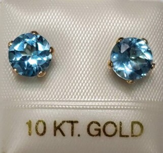 $280 10K Blue Topaz(3.5ct) Earrings