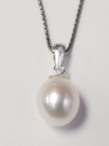 $160 Silver Fresh Water Pearl 18" Necklace