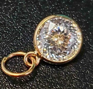 $400 10K Moissanite(0.75ct) Pendant