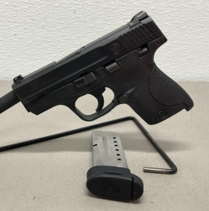 Smith & Wesson M & P 9 Shield, 9mm Semi Automatic Pistol