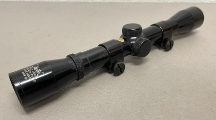 (1) Hunter 4x32 Fully Coated Nitrogen Filled Image Moving Rifle Scope