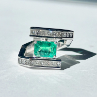 $16,328 Value, Platinum Emerald & Diamond Ring Size:6.25