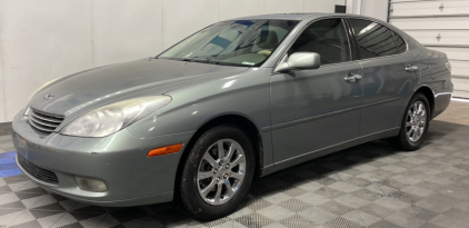 2004 Lexus ES3300 - Loaded!