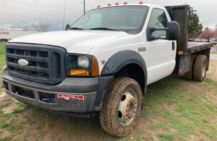 2006 FORD F-450 - 105K MILES - 4X4!