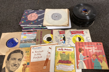 7” Inch Records, Lots Of Kids And Readalong Records