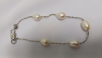 . 925 Silver & Pearl Bracelet