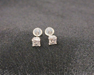 . 925 Silver & Diamond Earrings