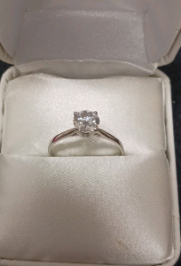 10K Gold Moissanite .75ct Ring Sz 6.75