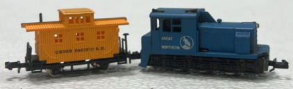 (1) N-Scale Great Northern Locomotive, (1) N-Scale Bachman Union Pacific Traincar