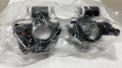 (1) Variable Magnification Illuminatied Hobby Glasses