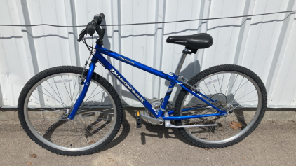 26&rdquo; Diamondback Outlook Bicycle (Blue)