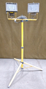 (1) Dual Work Light W/Tripod