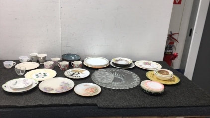 Plates, Bowls, and Cups, Crystal Serving Plate