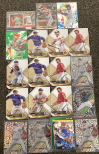 (19) Baceball Cards W/ Jose De Leon And More!