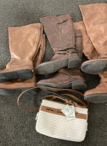 Women Leather Boots And woman Fossil Purse
