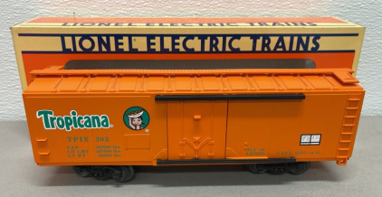 Lionel Electric Train Tropicana Reefer TPIX 302 Box Car